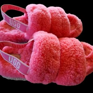 UGGS pink slippers Size 8